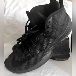 Nike Air Max Infuriate
